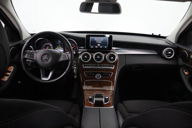 Mercedes-Benz C 2016 200 T 4Matic 30 Years Edition / Suomiauto / Webasto / Vetokoukku / 360 kamera / Navi /