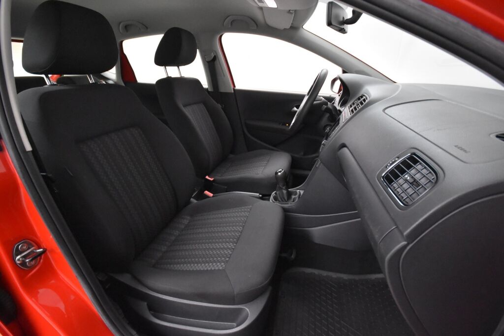 Volkswagen Polo 2016 Trendline 1,0 55 kW (75 hv) / Siisti ja pieniruokainen / Jakopää tehty 05-2025 / Kahdet renkaat