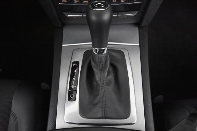 Mercedes-Benz E 2010 250 CGI BE Coupé A / Lohkolämmitin / Vakionopeudensäädin