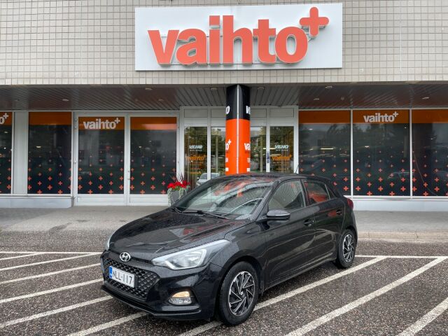 Hyundai i20 Hatchback 2018 1,0 T-GDI 100 hv 7-DCT Comfort W / Vetokoukku /  Kamera / Merkkihuollot / AppleCarplay & Androidauto / Kaistavahti / Suomiauto