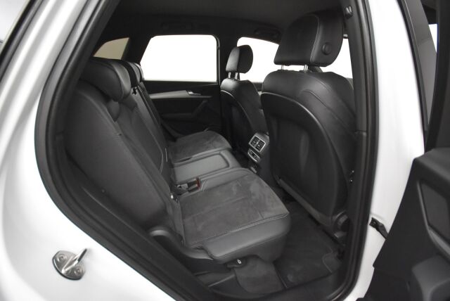 Audi Q5 2018 Business Sport 2,0 TDI 140 kW quattro S tronic S-Line / Webasto / Sähköpenkit / Vetokoukku / Suomiauto