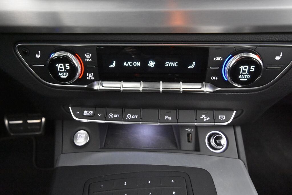 Audi Q5 2018 Business Sport 2,0 TDI 140 kW quattro S tronic S-Line / Webasto / Sähköpenkit / Vetokoukku / Suomiauto