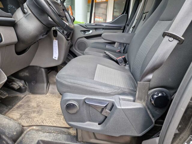 Ford Transit Custom 2020 320 2,0TDCi 130 hv mHEV M6 Etuveto Trend Van N1 L2H1 / Xenon / Koukku / Webasto / Huollettu 150tkm