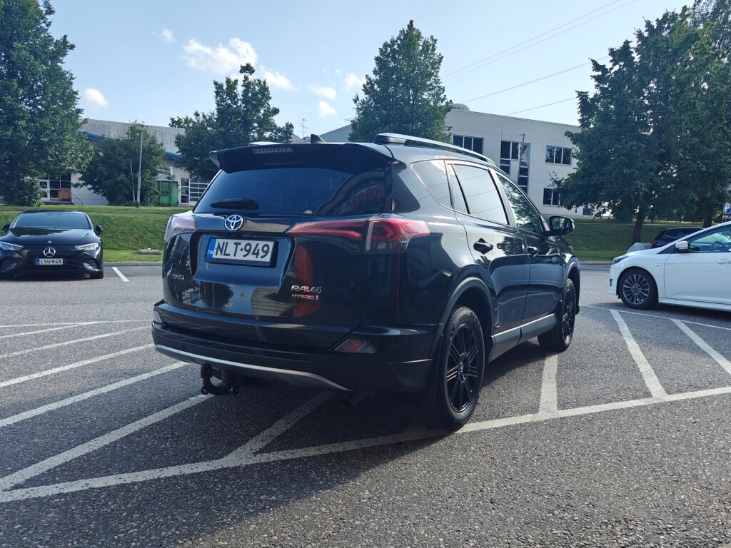 Toyota RAV4 2018 2,5 Hybrid AWD Premium / ACC / Bi-Led ajovalot / Nahkaverhoilu / Vetokoukku