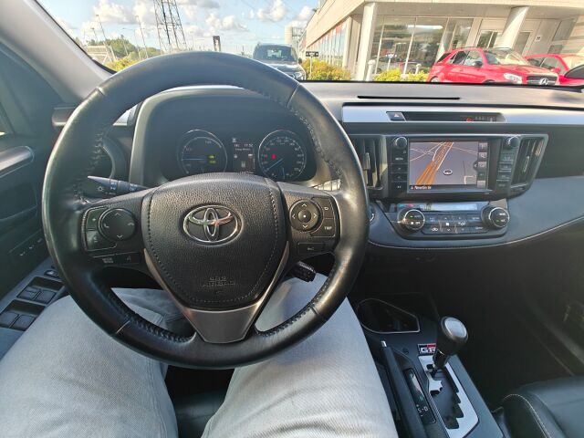 Toyota RAV4 2018 2,5 Hybrid AWD Premium / ACC / Bi-Led ajovalot / Nahkaverhoilu / Vetokoukku