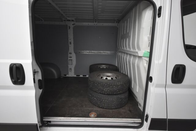 Fiat Ducato 2021 2,3 Multijet 160 10m3 L2H1 9 Speed AT Pack 3 Webasto, Vakionopeuden säädin, Peruutuskamera, Hyvin Varusteltu Suomi auto. - Webasto, Vakionopeuden säädin, Peruutuskamera, Hyvin Varusteltu Suomi auto.