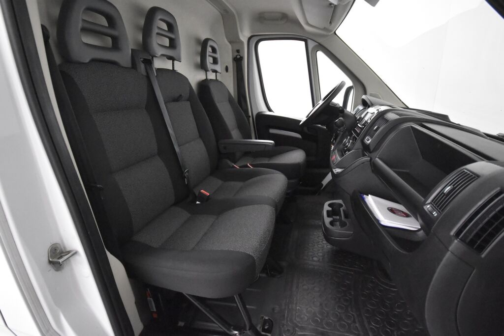Fiat Ducato 2021 2,3 Multijet 160 10m3 L2H1 9 Speed AT Pack 3 Webasto, Vakionopeuden säädin, Peruutuskamera, Hyvin Varusteltu Suomi auto.