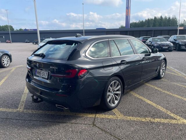 BMW 530 2021 G31 Touring 530e xDrive / 1-Om. Suomiauto / ACC / Konjakkinahat / Sähk. koukku / P-Kamera / Navi