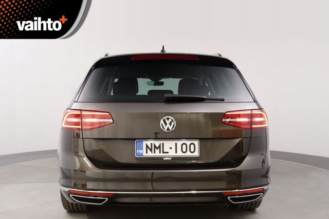 Volkswagen Passat 2016 Variant Highline 2,0 TDI Biturbo 176 kW (240 hv) 4MOTION DSG / 360 kamera / Digimittaristo / Nahkasisusta / Vetokoukku / Lohkolämmitin