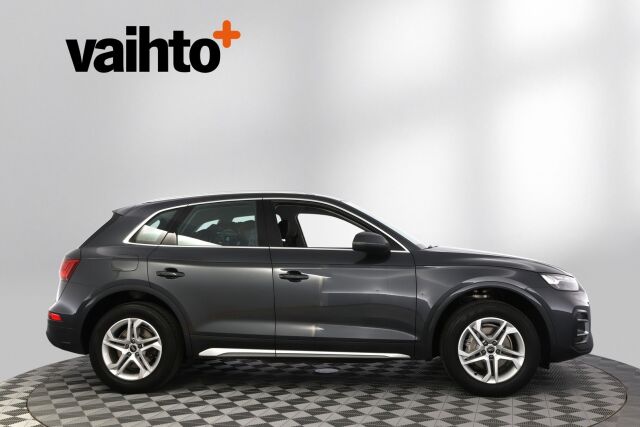 Audi Q5 2023 Business Advanced Launch Edition 40 TDI 150 kW MHEV quattro S tronic / Kamera / Webasto / Koukku / Acc / Matrix LED