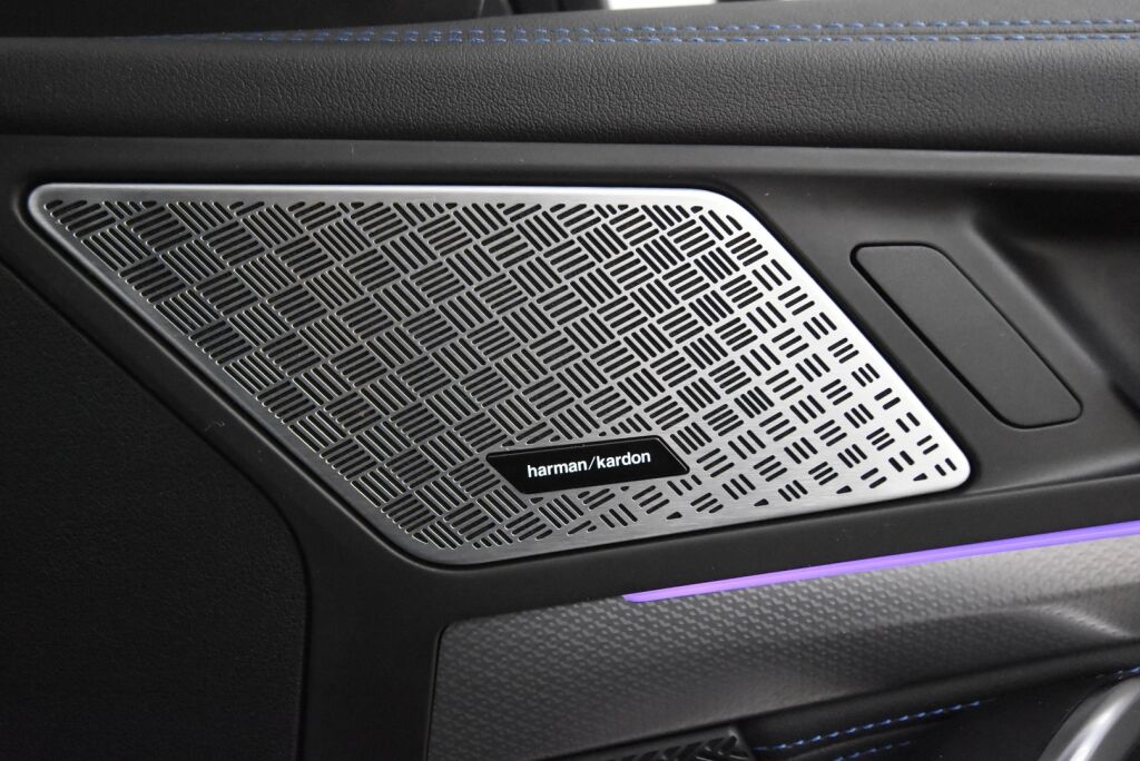 BMW X1 2023 U11 25e xDrive Charged Edition /  M Sport / Vetokoukku / Harman & Kardon / Led-ajovalot / Perutuuskamera