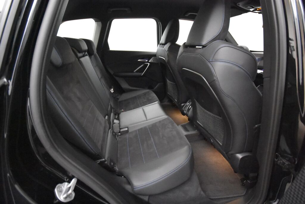BMW X1 2023 U11 25e xDrive Charged Edition /  M Sport / Vetokoukku / Harman & Kardon / Led-ajovalot / Perutuuskamera