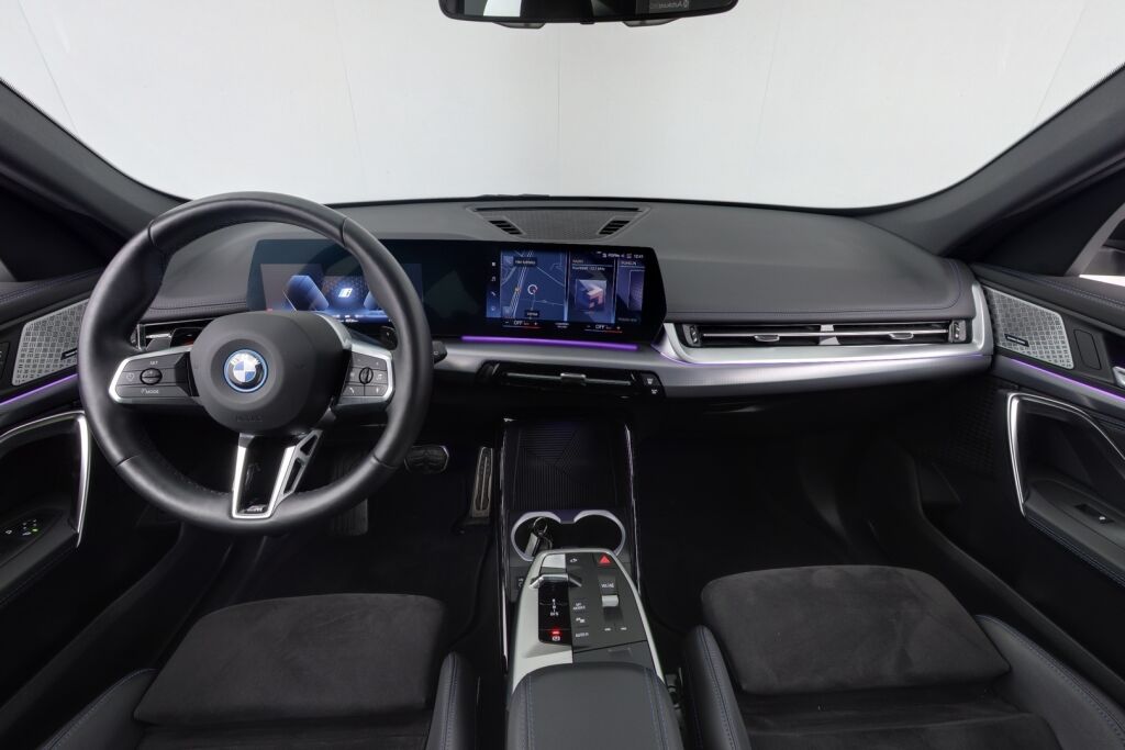 BMW X1 2023 U11 25e xDrive Charged Edition /  M Sport / Vetokoukku / Harman & Kardon / Led-ajovalot / Perutuuskamera