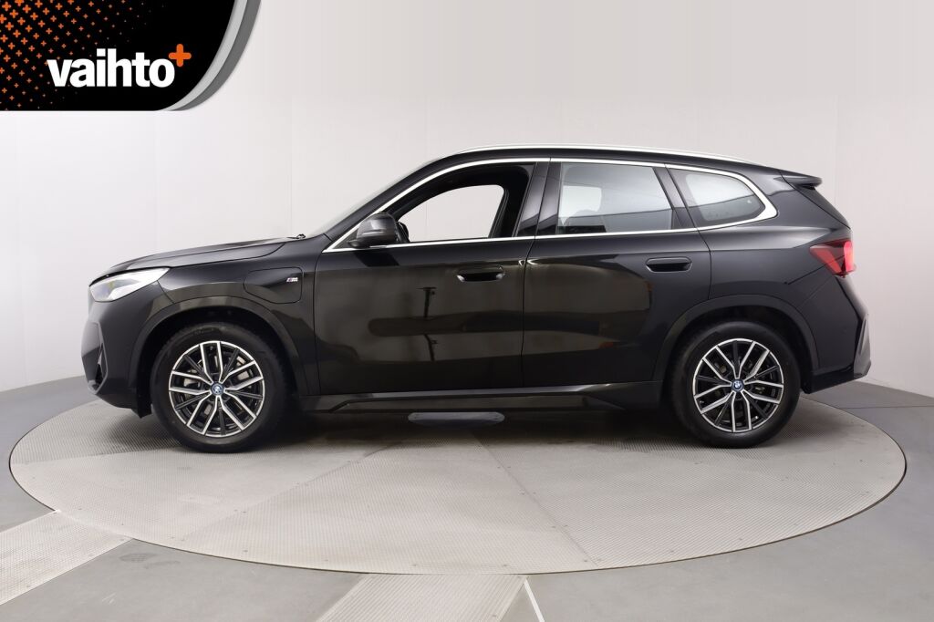 BMW X1 2023 U11 25e xDrive Charged Edition /  M Sport / Vetokoukku / Harman & Kardon / Led-ajovalot / Perutuuskamera