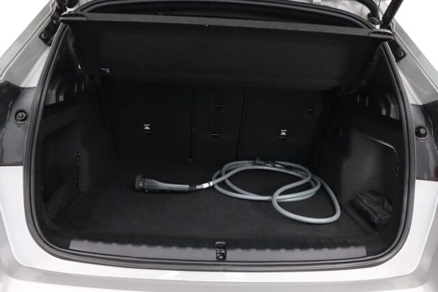 BMW X1 2023 U11 25e xDrive Charged Edition M Sport / ALV / Suomiauto / Sähkökoukku / H&K / P.kamera / Lämpöratti / Sport-penkit