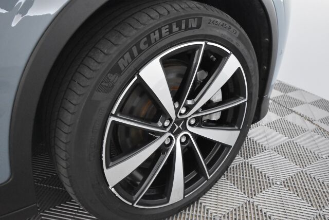 Polestar 2 2020 Launch Edition 300kW 78kWh / HarmanKardon / Pilot Plus Paketti / Panorama kattoikkuna