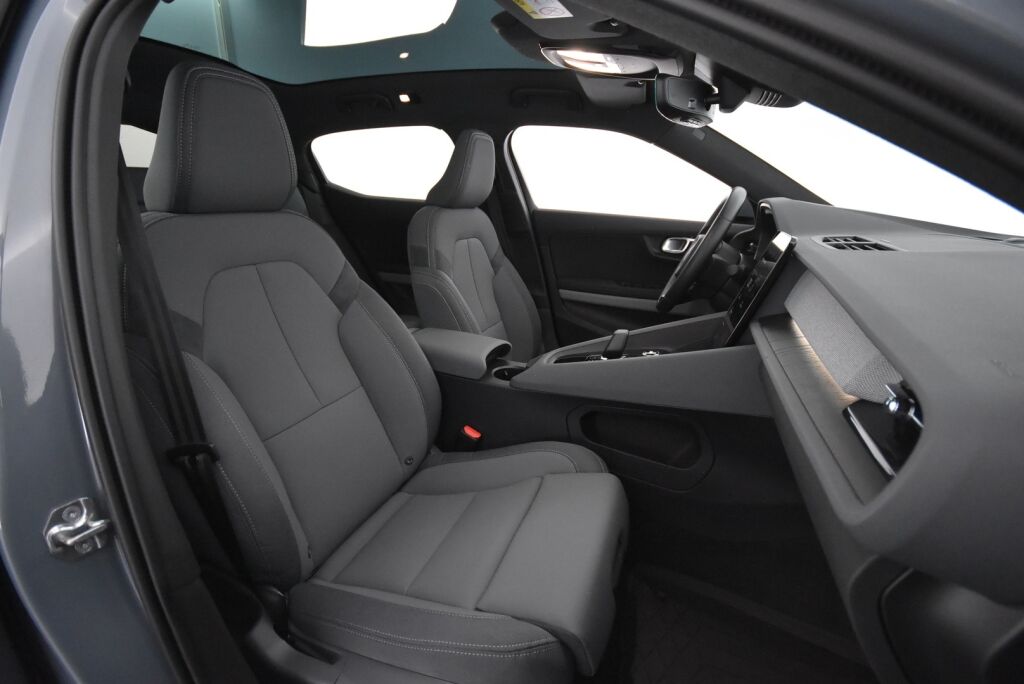 Polestar 2 2020 Launch Edition 300kW 78kWh / HarmanKardon / Pilot Plus Paketti / Panorama kattoikkuna