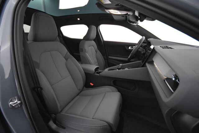 Polestar 2 2020 Launch Edition 300kW 78kWh / HarmanKardon / Pilot Plus Paketti / Panorama kattoikkuna