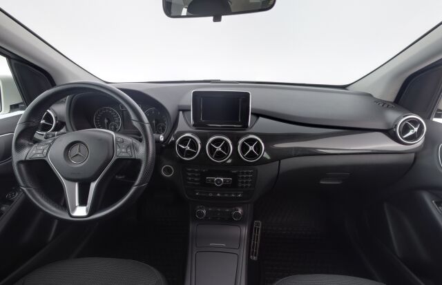 Mercedes-Benz B 2013 200 BE A Premium Business / Kaistavahti / Navigointi / Lohkolämmitin / Suomiauto