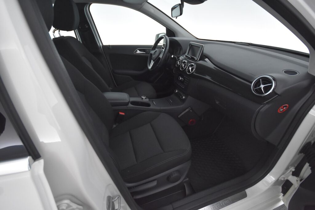 Mercedes-Benz B 2013 200 BE A Premium Business / Kaistavahti / Navigointi / Lohkolämmitin / Suomiauto