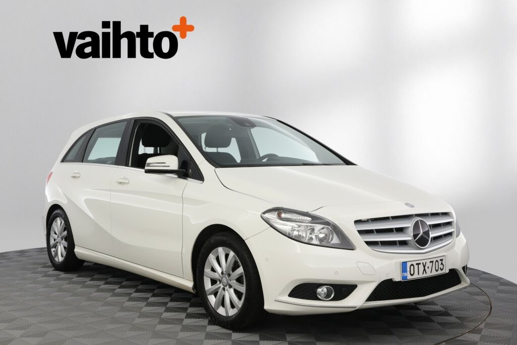 Mercedes-Benz B 2013 200 BE A Premium Business / Kaistavahti / Navigointi / Lohkolämmitin / Suomiauto