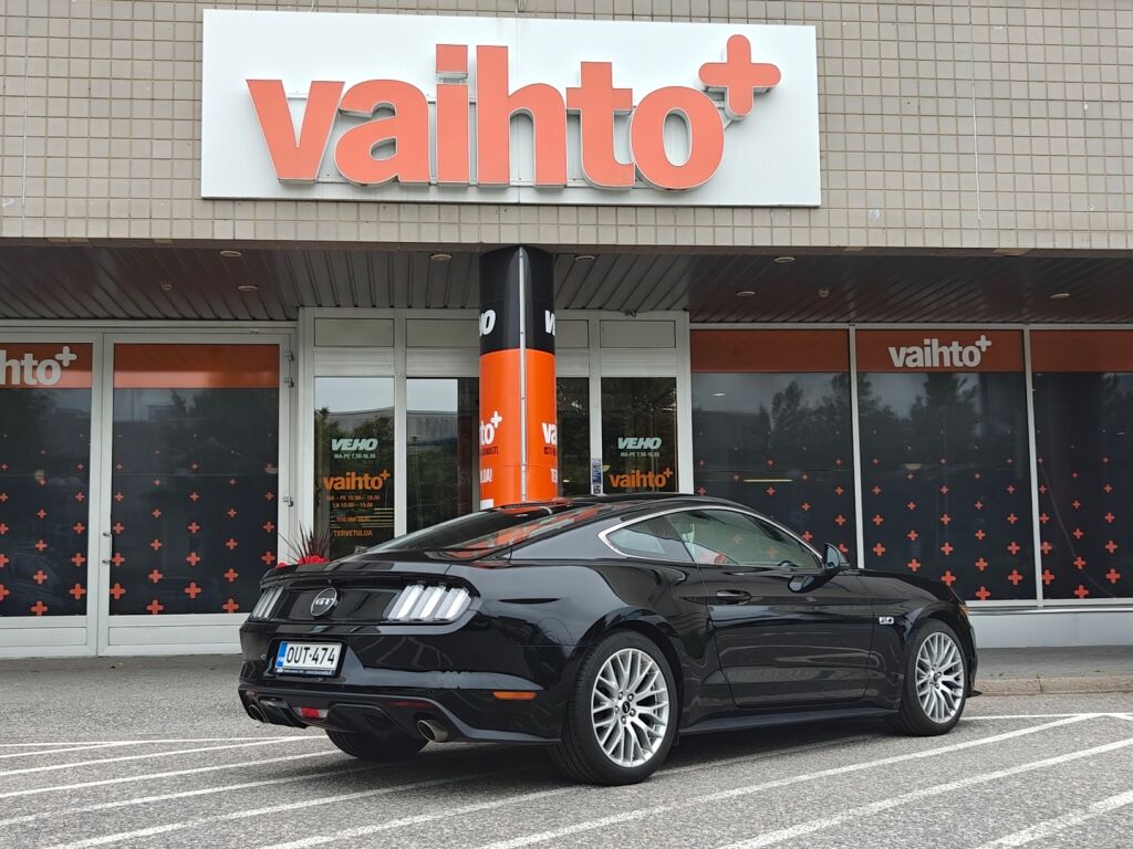 Ford Mustang 2016 5,0 V8 GT 418hv M6 Fastback / Performance Pack / Shaker Pro / Imastoidut istuimet / Huippusiisti