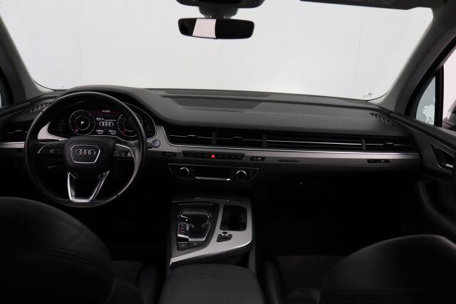 Audi Q7 2016 3,0 V6 TDI quattro tiptronic Business / Nelipyöräohjaus / Webasto / Vetokoukku / Navi /