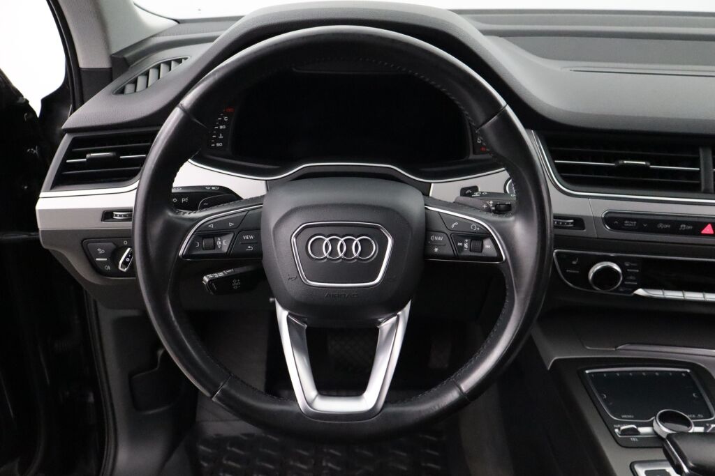 Audi Q7 2016 3,0 V6 TDI quattro tiptronic Business / Nelipyöräohjaus / Webasto / Vetokoukku / Navi /