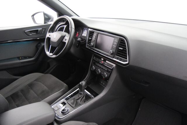 Seat Ateca 2017 1,4 TSI 150 ACT Xcellence DSG / Juuri huollettu / Kamera / Webasto / Kessy