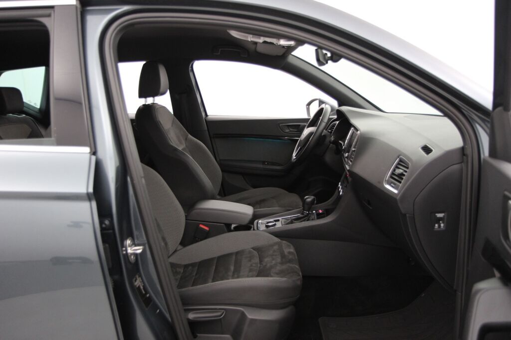 Seat Ateca 2017 1,4 TSI 150 ACT Xcellence DSG / Juuri huollettu / Kamera / Webasto / Kessy