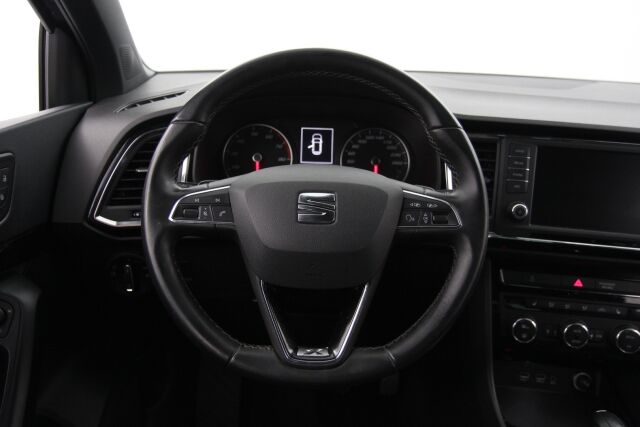 Seat Ateca 2017 1,4 TSI 150 ACT Xcellence DSG / Juuri huollettu / Kamera / Webasto / Kessy