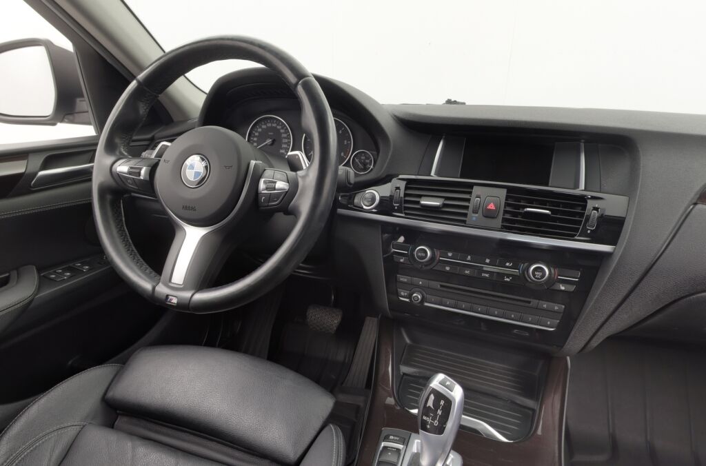 BMW X4 2017 F26 xDrive20d A Business xLine / 1-Om. Suomiauto / Nahkaverhoilu / M Sport Ratti