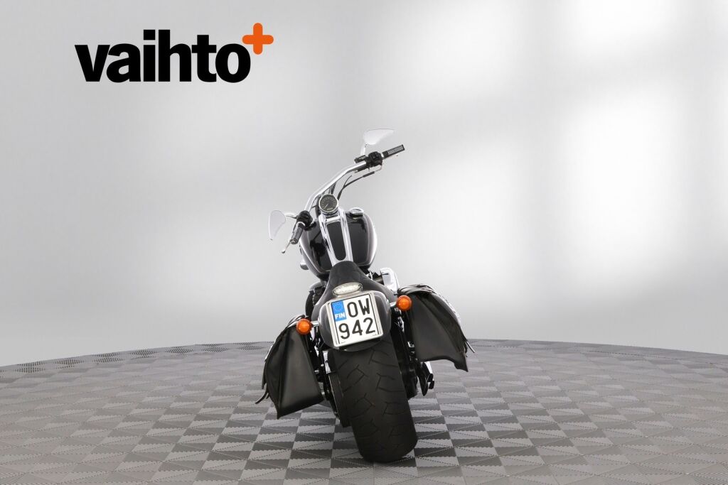 Harley-Davidson SOFTAIL 2009 Tyylikäs ja vähän ajettu FXCWC Rocker C / 1600cc moottori / Laukut / Lisäkromit /
