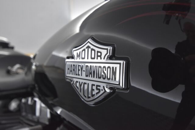 Harley-Davidson SOFTAIL 2009 Tyylikäs ja vähän ajettu FXCWC Rocker C / 1600cc moottori / Laukut / Lisäkromit /