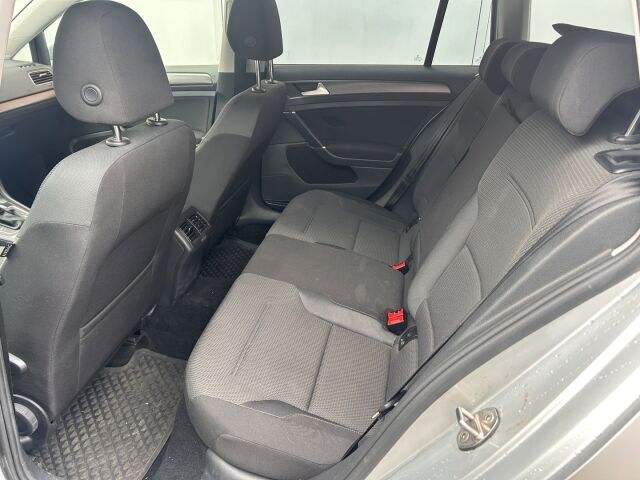 Volkswagen Golf 2019 Variant Comfortline 1,0 TSI 85 kW (115 hv) DSG-automaatti / Jakopää tehty / ACC / Webasto / Kamera / Tutkat