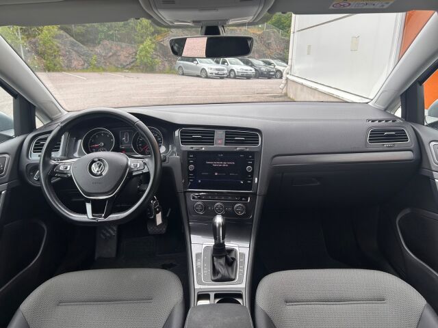 Volkswagen Golf 2019 Variant Comfortline 1,0 TSI 85 kW (115 hv) DSG-automaatti / Jakopää tehty / ACC / Webasto / Kamera / Tutkat