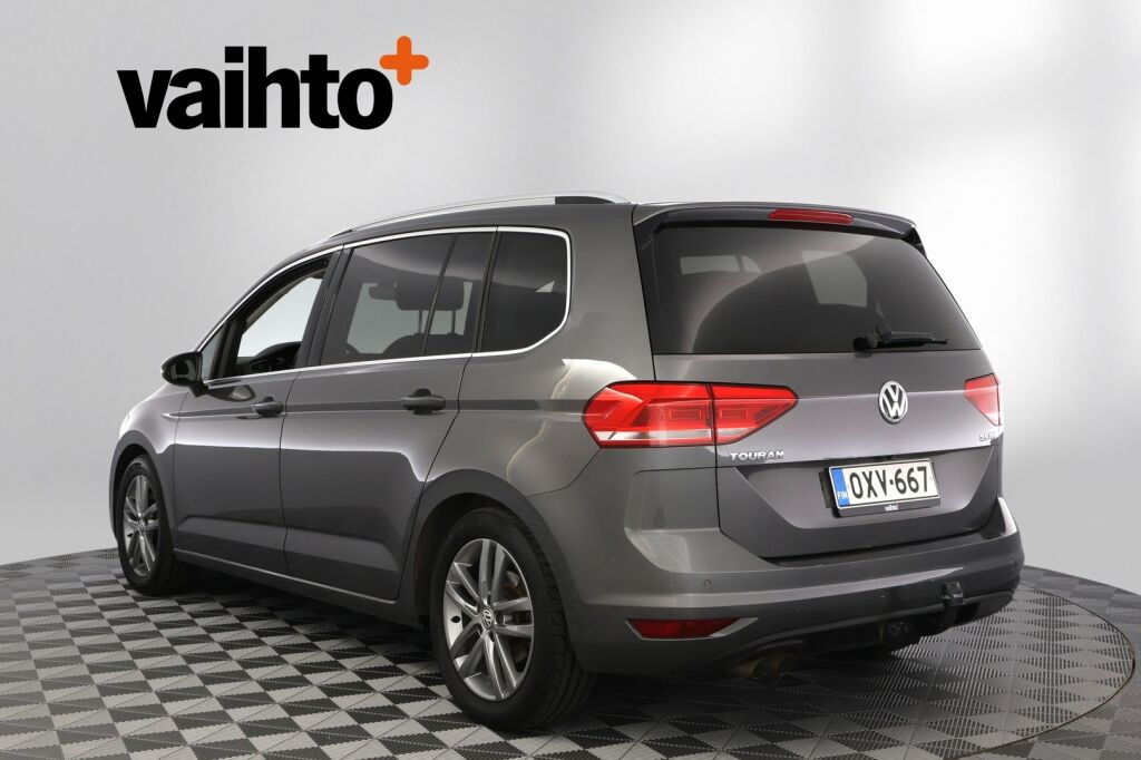 Volkswagen Touran 2016 Highline 2,0 TDI 110 kW (150 hv) DSG-automaatti / 7-Paikkainen/ Panoraama/ Adaptiivinen vakionopeussäädin/ Kamera