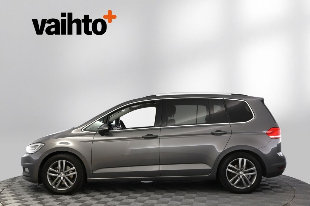 Volkswagen Touran 2016 Highline 2,0 TDI 110 kW (150 hv) DSG-automaatti / 7-Paikkainen/ Panoraama/ Adaptiivinen vakionopeussäädin/ Kamera