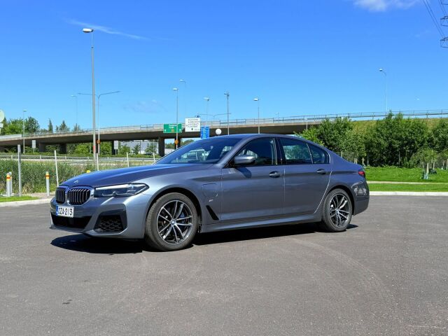 BMW 530
