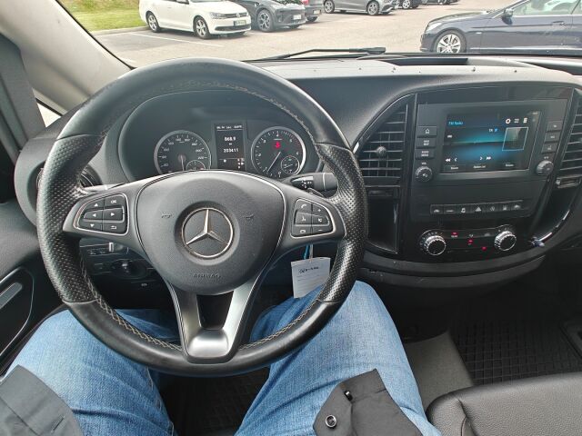 Mercedes-Benz Vito 2022 114CDI 4x4 Pitkä A3 A / Alvillinen / 9-Paikkainen / Led-ajovalot / Webasto / Astinlaudat / Kamera