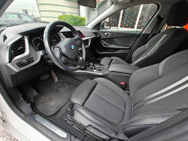 BMW 118 2020 F40 Hatchback 118i A Business / Led-ajovalot / Urheiluistuimet