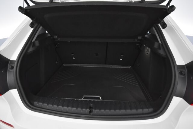 BMW 118 2020 F40 Hatchback 118i A Business / Led-ajovalot / Urheiluistuimet