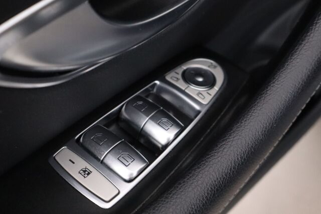 Mercedes-Benz E 2021 300 de T A Business AMG Edition EQ Power / ALV / Adap.vakkari / Burmester / BLIS / Widescreen / Sähkökoukku ja luukku /