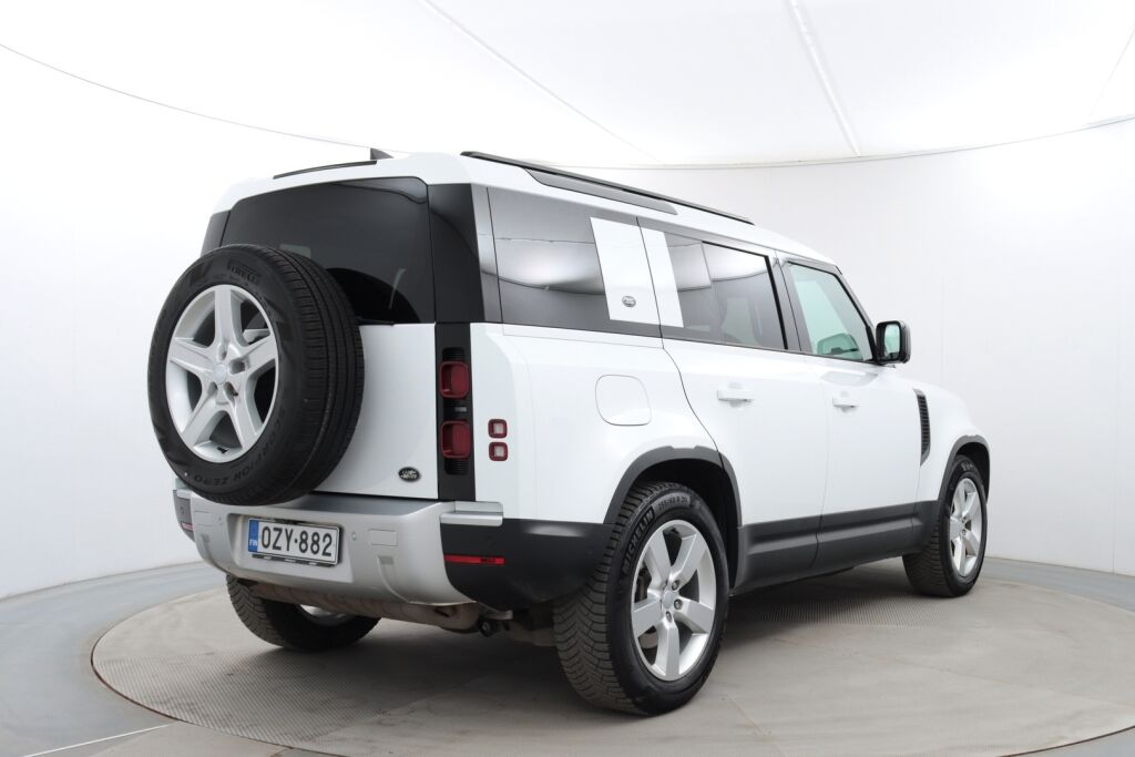 Land Rover Defender 2023 110 P400e Plug-in Hybrid SE 23,5MY / Matrix LED / Meridian® / Navi / Lämmitettävä ohjauspyörä / Webasto