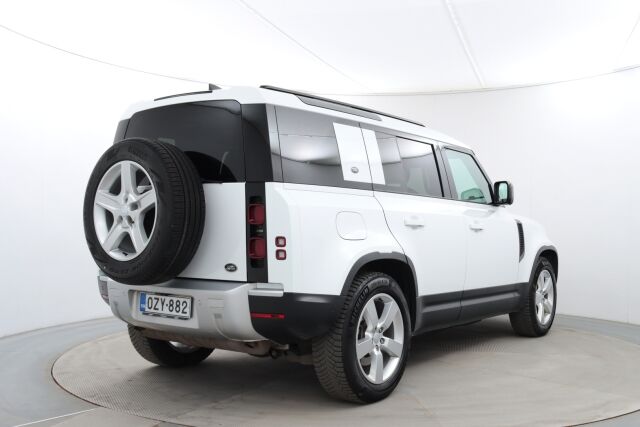 Land Rover Defender 2023 110 P400e Plug-in Hybrid SE 23,5MY / Matrix LED / Meridian® / Navi / Lämmitettävä ohjauspyörä / Webasto