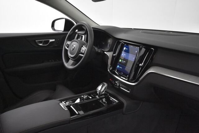 VOLVO V60 2023 T6 AWD Long Range Plus Dark / Harman Kardon / ACC / BLIS / Muistipenkit - RAHOITUS TÄHÄN AUTOON VAIN 3.99% - 