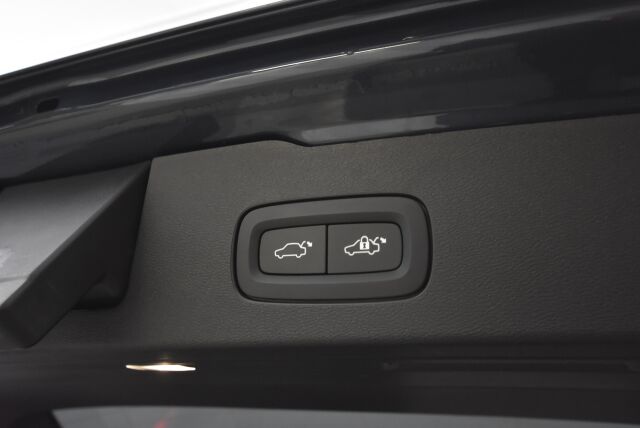 VOLVO V60 2023 T6 AWD Long Range Plus Dark / Harman Kardon / ACC / BLIS / Muistipenkit - RAHOITUS TÄHÄN AUTOON VAIN 3.99% - 