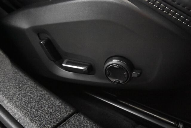 VOLVO V60 2023 T6 AWD Long Range Plus Dark / Harman Kardon / ACC / BLIS / Muistipenkit - RAHOITUS TÄHÄN AUTOON VAIN 3.99% - 