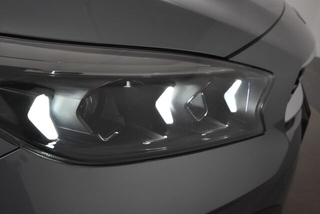 KIA XCEED 2023 1,6 GDI Plug-In Hybrid EX DCT Facelift / Tehdastakuu / ACC / Led ajovalot / Lämmitettävä ohjauspyörä - RAHOITUS TÄHÄN AUTOON VAIN 3.99% - 