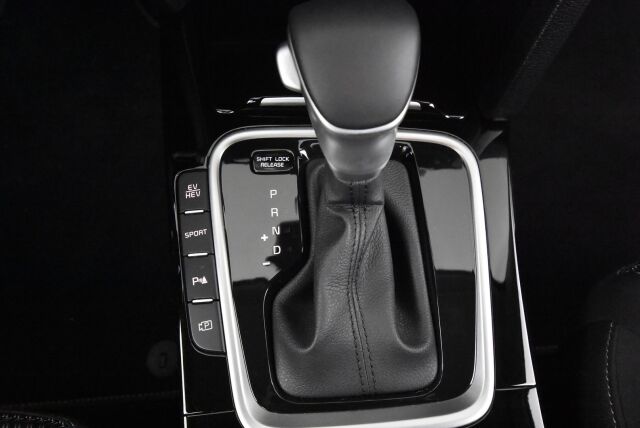 KIA XCEED 2023 1,6 GDI Plug-In Hybrid EX DCT Facelift / Tehdastakuu / ACC / Led ajovalot / Lämmitettävä ohjauspyörä - RAHOITUS TÄHÄN AUTOON VAIN 3.99% - 